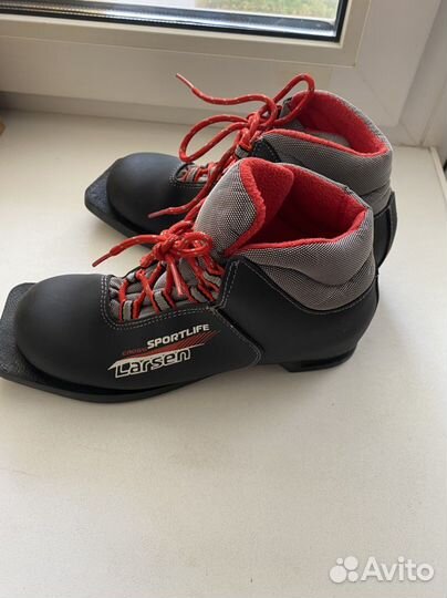 Лыжные ботинки