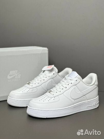 Кроссовки Nike Air Force 1