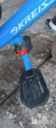 Трехколесный велосипед