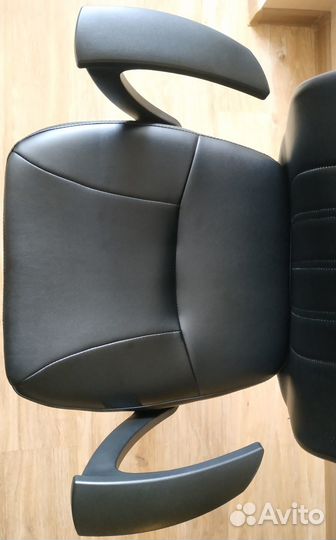 Кресло компьютерное Easy Chair 224