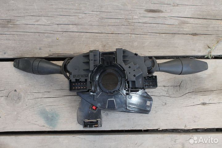 Ford Fusion подрулевой переключатель