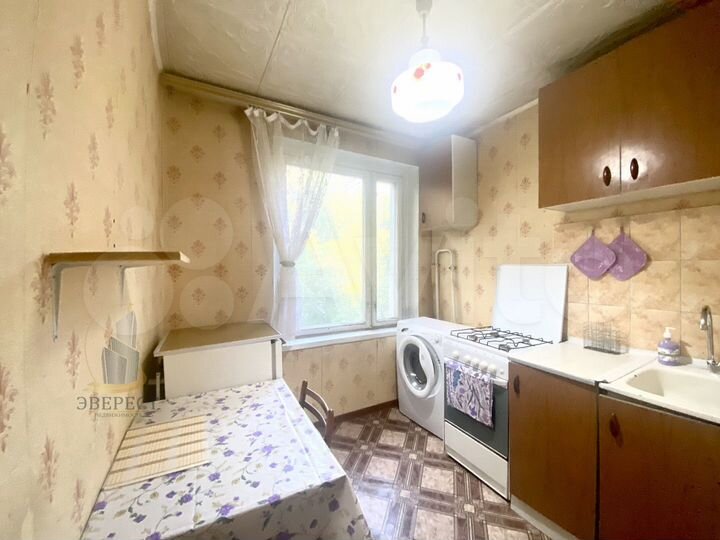 2-к. квартира, 46 м², 5/5 эт.