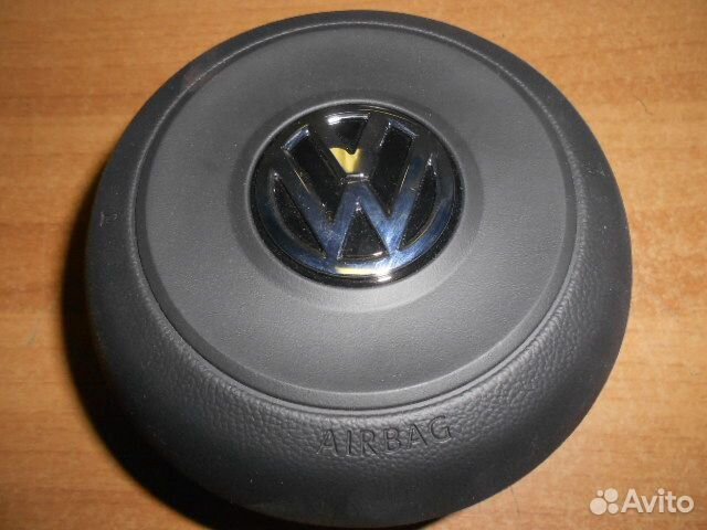 Airbag водителя VW Golf 7