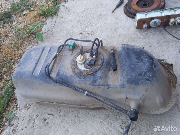 Бензобак на daewoo matiz 0.8