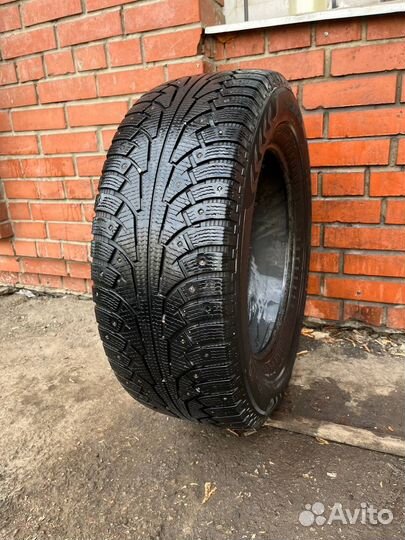 Nokian Tyres Hakkapeliitta 5 SUV 275/60 R18 117T