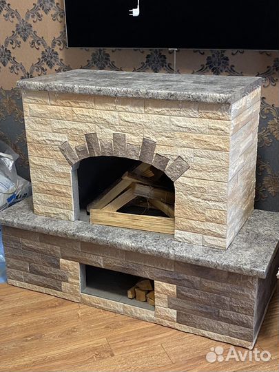 Камин декоративный