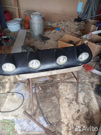 Прожектор на машинк