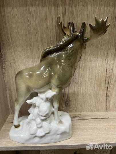 Форфоровая статуэтка лос лфз