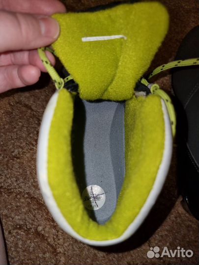 Лыжные ботинки