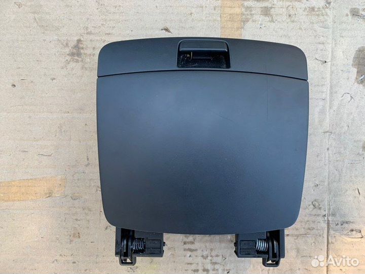 Бардачок на торпедо Hyundai I30 хетчбэк G4FA 2007