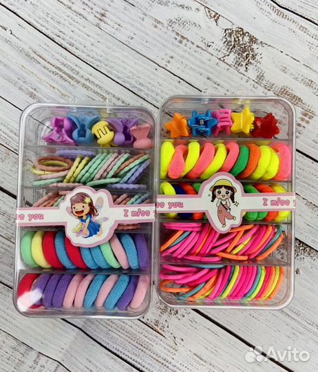 Набор резинок и заколок для волос
