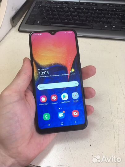 Samsung Galaxy A10, 2/32 ГБ