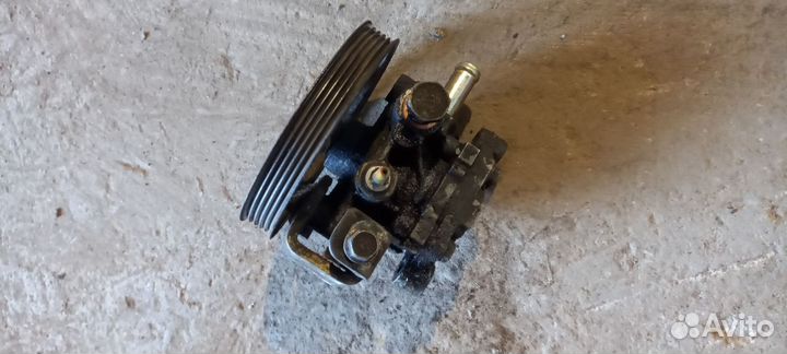 Насос гидроусилителя руля Lancer9