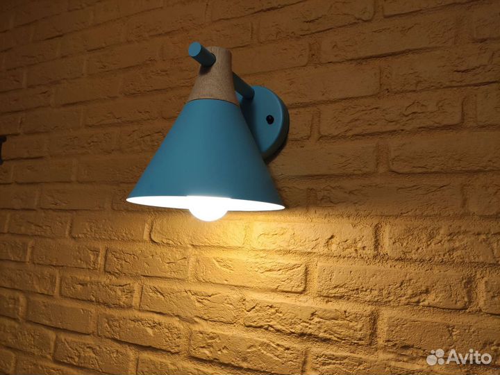 Бра настенное синее
