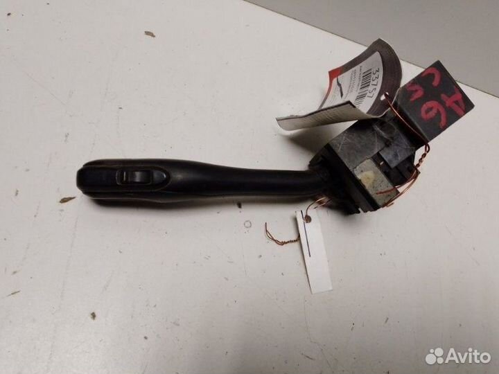 Переключатель стеклоочистителей Volkswagen Passat