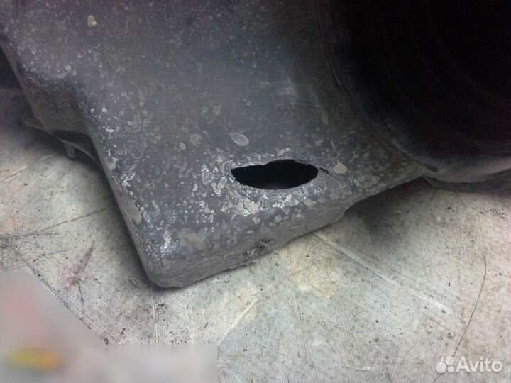 Корпус воздушного фильтра Peugeot 307 2001-2007