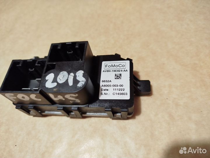 Резистор отопителя Ford Focus 3