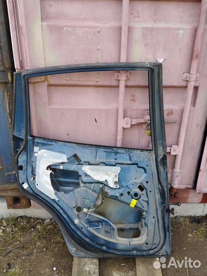 Задняя левая дверь Chevrolet Rezzo