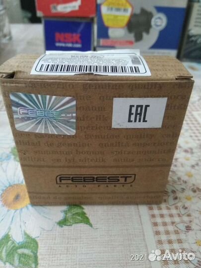 Ролик паразитный