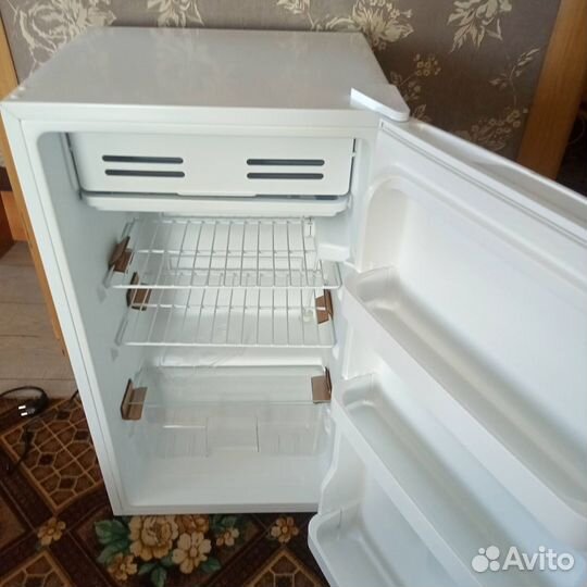 Холодильник, новый