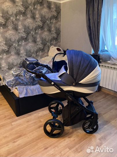 Коляска 3 в 1 adamex