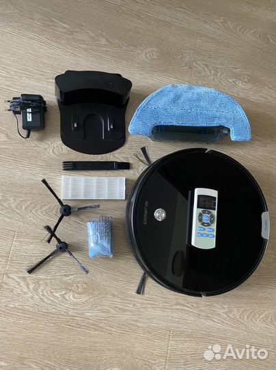 Робот пылесос polaris