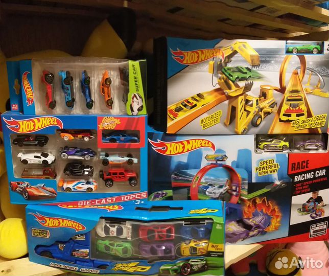 Hot wheels трек и машинки хот вилс