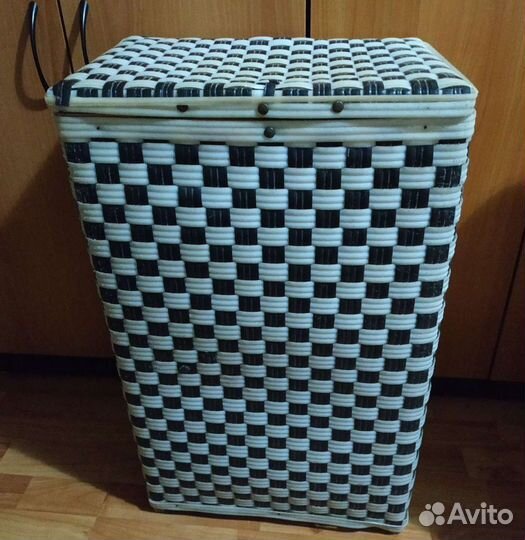 Корзина плетёная