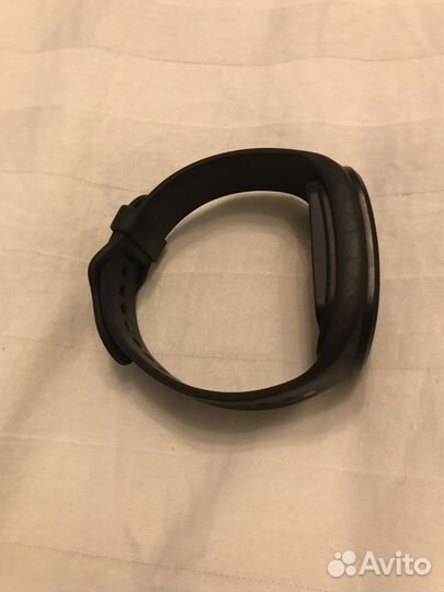 Фитнес браслет Healbe gobe 2