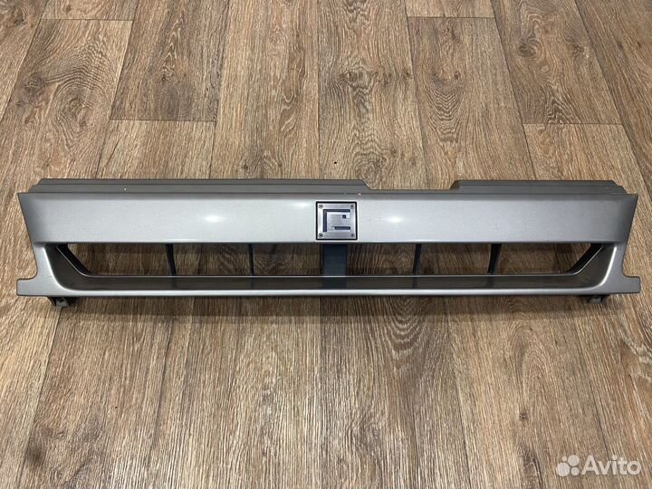 Решетка радиатора Nissan Cube