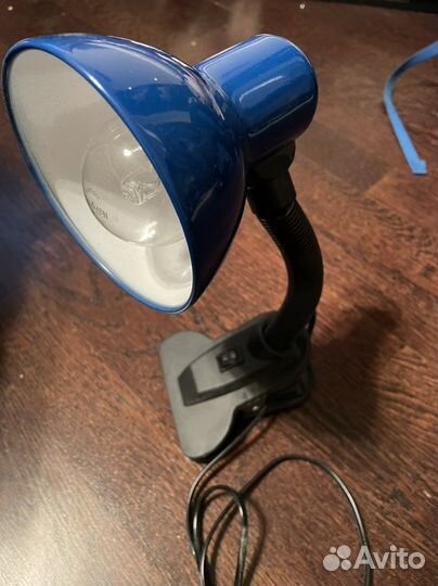 Лампа настольная