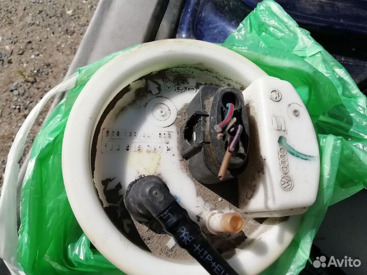 Бензонасос 1j0919051н