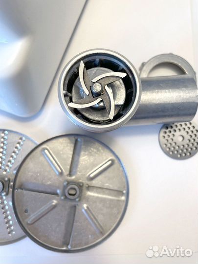 Электрическая мясорубка - Хозяюшка