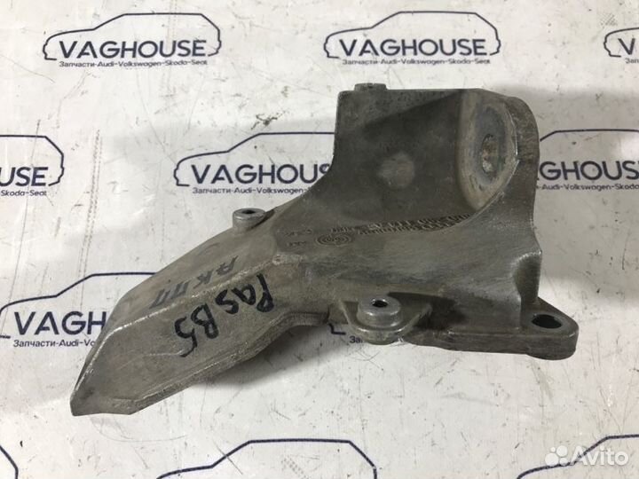Кронштейн кпп правый Volkswagen Passat B5 3B3 1.8T