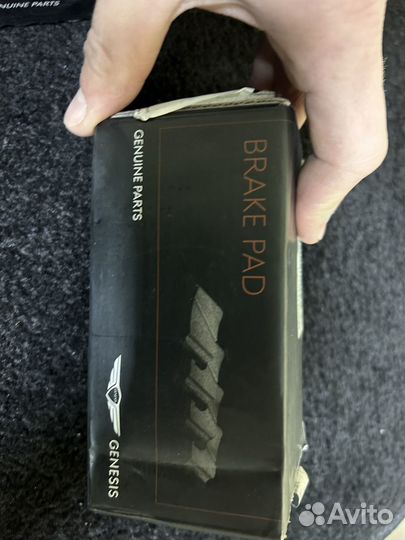 Тормозные колодки перед/зад на genesis g80