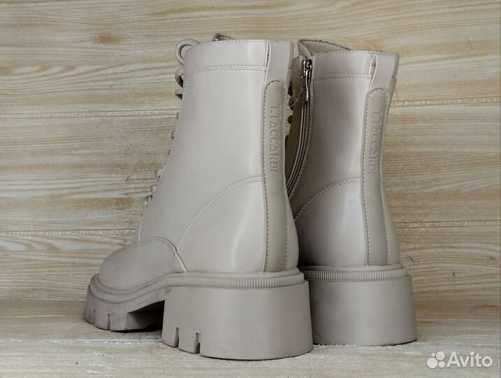 Размер 38. T.Taccardi, ботинки (демисезон)