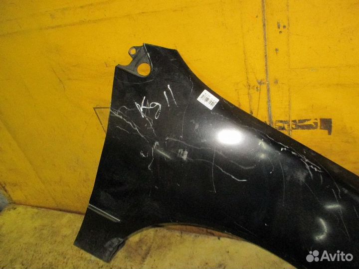 Крыло переднее Mitsubishi Lancer cedia wagon CS5W (Правое)