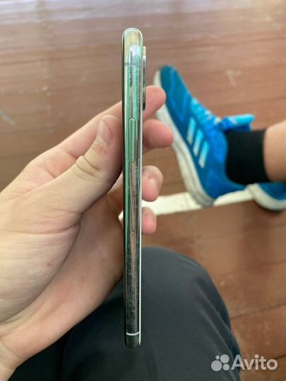 iPhone X, 64 ГБ
