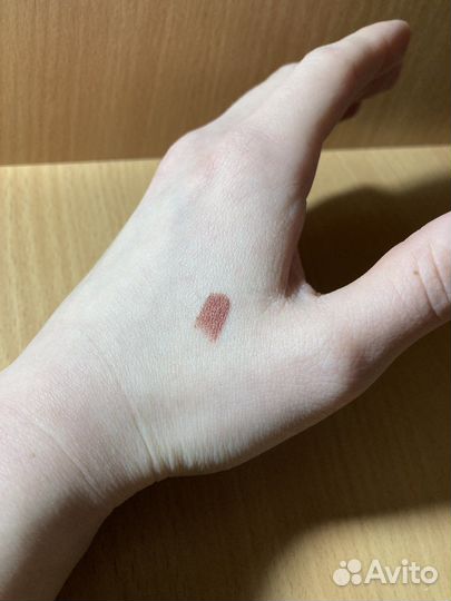 Помада и карандаш для губ юни look