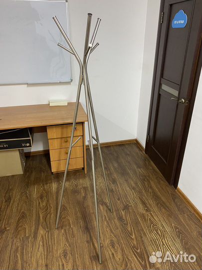 Вешалка напольная