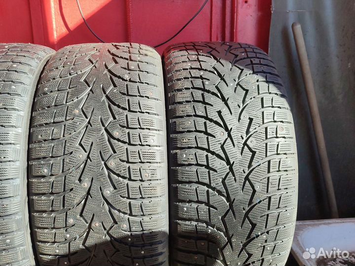 Toyo Observe G3-Ice 295/40 R21