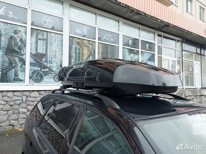 Бокс Broomer 430 черный глянец на Skoda Octavia