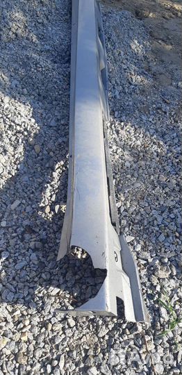 Накладка порога авенсис 3