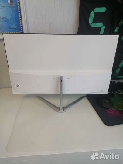 Монитор 24 дюйма 75гц продам на запчасти