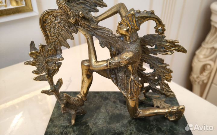 Бронза на камне Жар птица