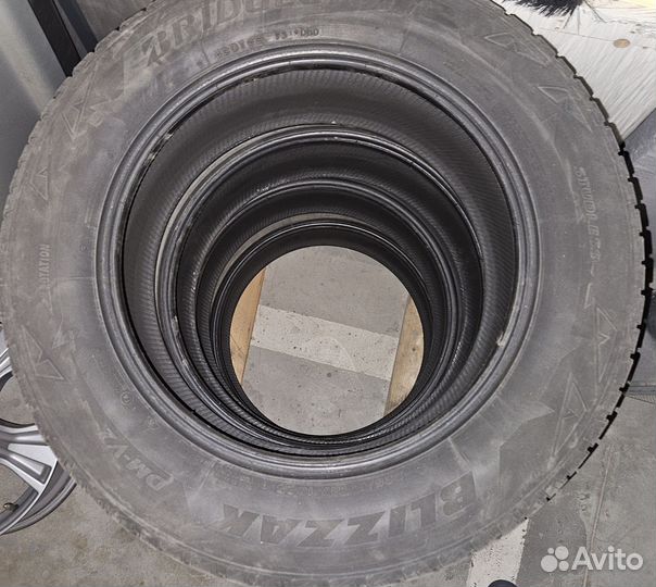 Bridgestone Blizzak DM-V2 225/65 R17 102H