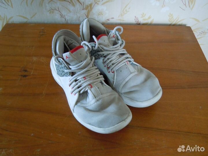 Детские кроссовки nike jordan теннис бадминтон