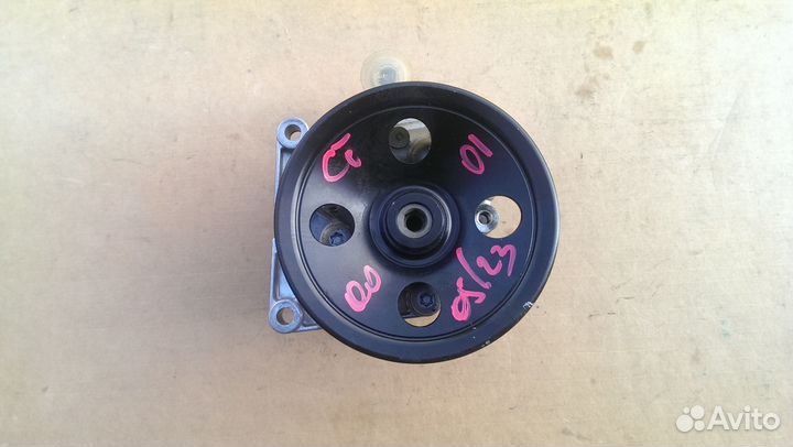 Насос гидроусилителя Мерседес W211