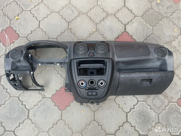 Панель LADA granta