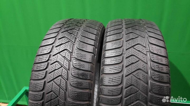 Pirelli Winter Sottozero 3 215/55 R16 93H